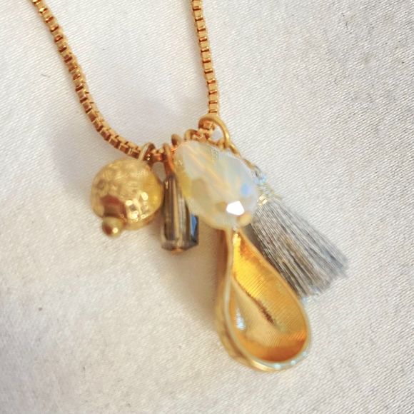 Dainty Necklace Five Charm Gold Tone Chain Princess Length - Picture 3 of 9